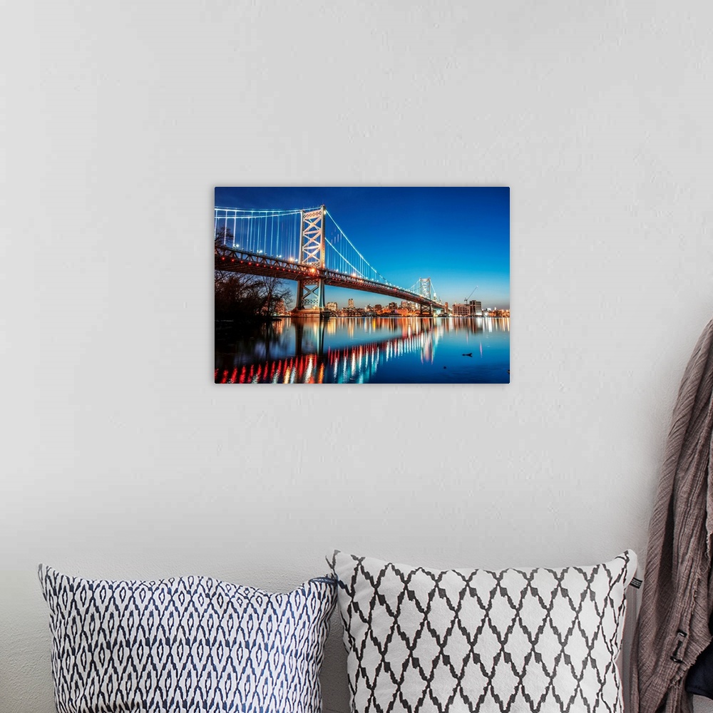 A bohemian room featuring View of Ben Franklin Bridge in Philadelphia at night.