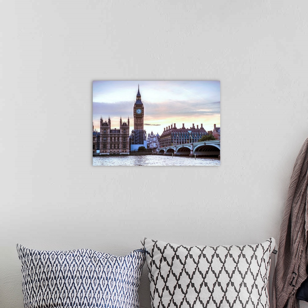 A bohemian room featuring View of Big Ben and Westminster Bridge in London, England.
