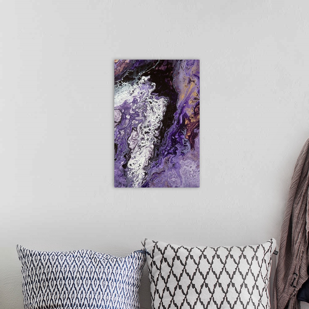 A bohemian room featuring Abstract contemporary painting in black, white and purple tones, in a marbling effect.