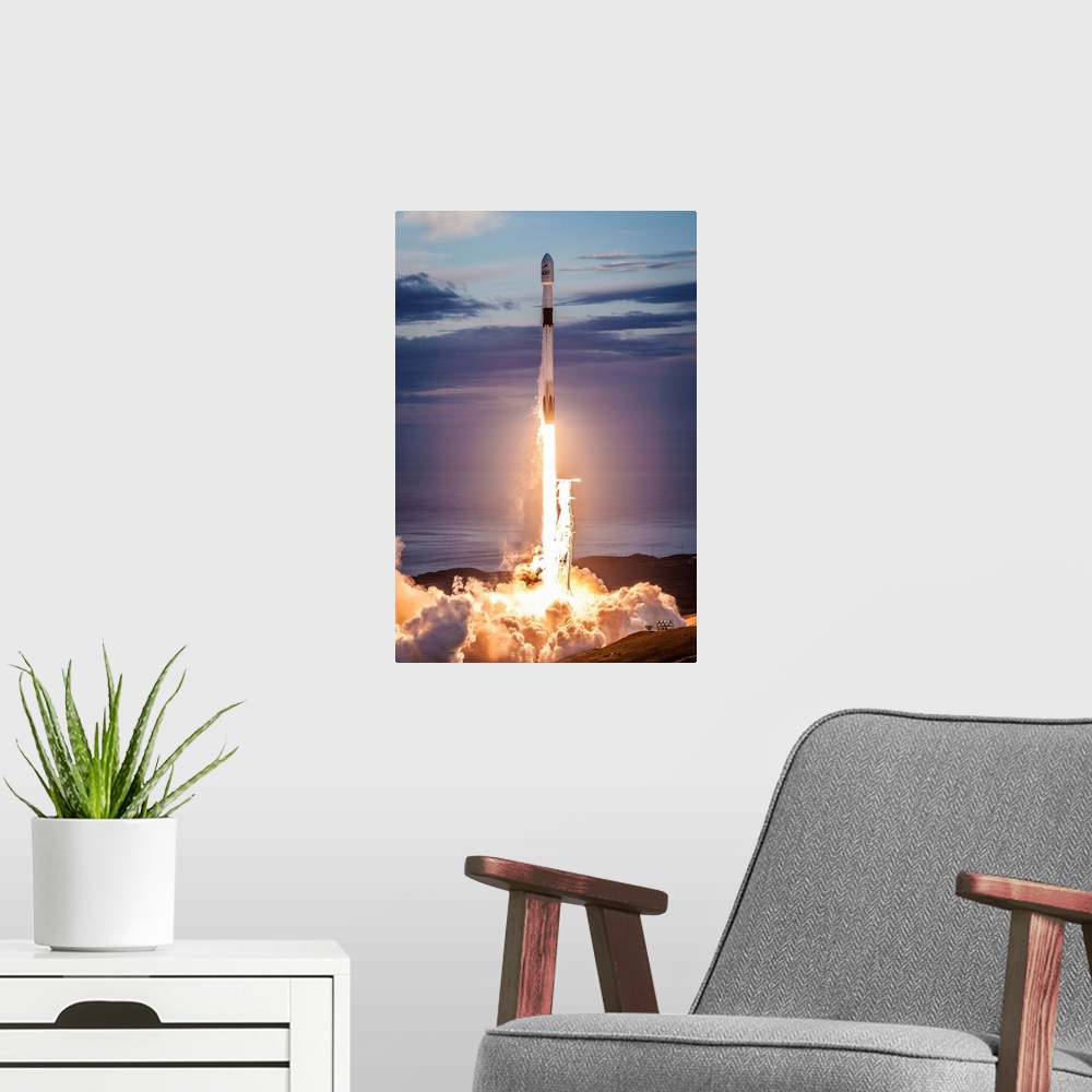 A modern room featuring Iridium-8 Mission. On Friday, January 11 at 7:31 a.m. PST, 15:31 UTC, SpaceX successfully launche...