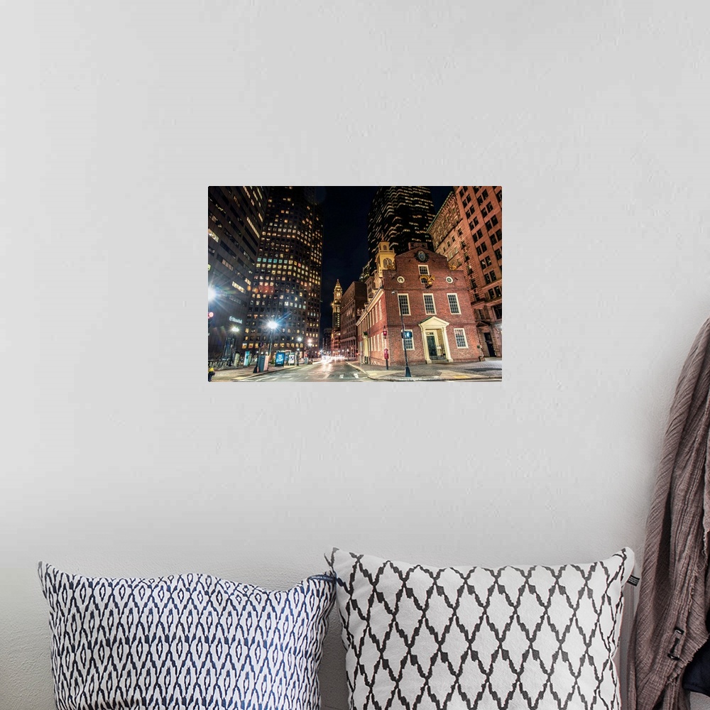 A bohemian room featuring Photo of the historic building, Old State House in Boston, Massachusetts.