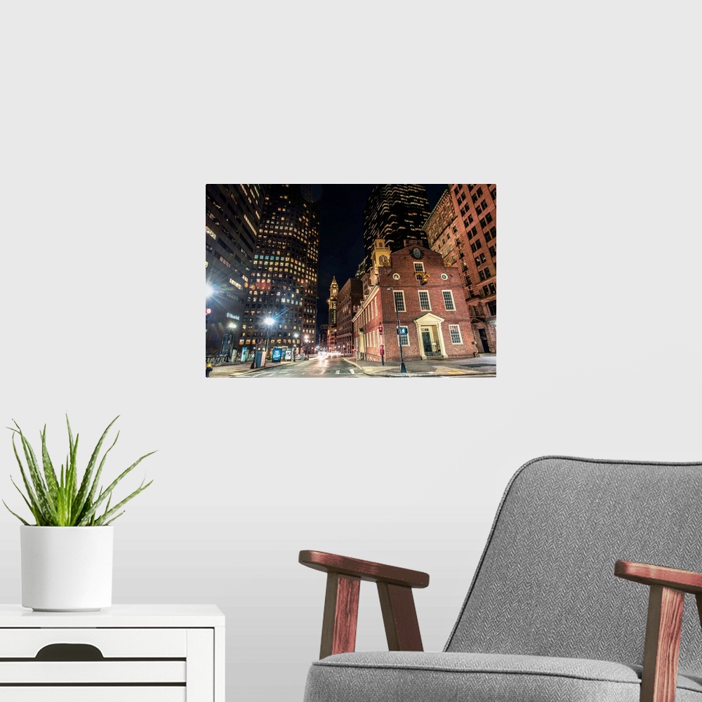 A modern room featuring Photo of the historic building, Old State House in Boston, Massachusetts.