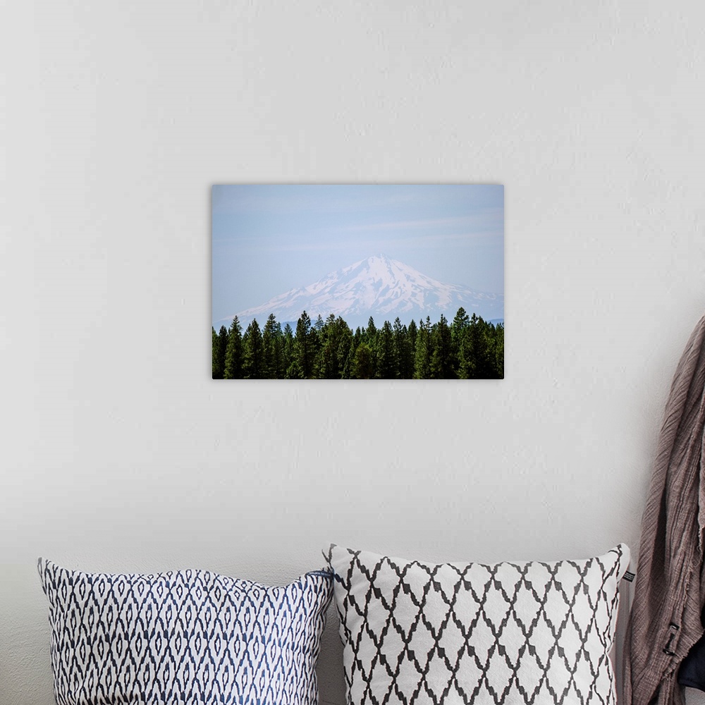 A bohemian room featuring View of a snow capped mountain near Lake Tahoe in California and Nevada.