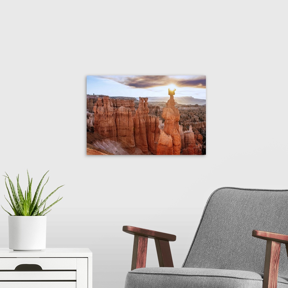 A modern room featuring The sun on the Thor's Hammer rock formation among the hoodoos in Bryce Canyon National Park, Utah.