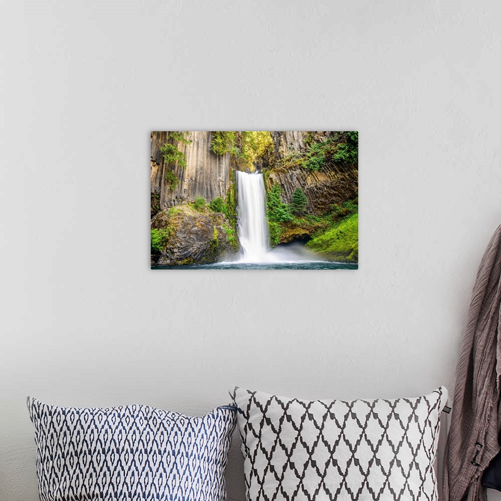 A bohemian room featuring View of Toketee Falls near Crater Lake, Oregon.