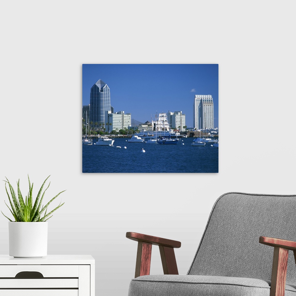 A modern room featuring Boats in the harbour and city skyline of San Diego, California