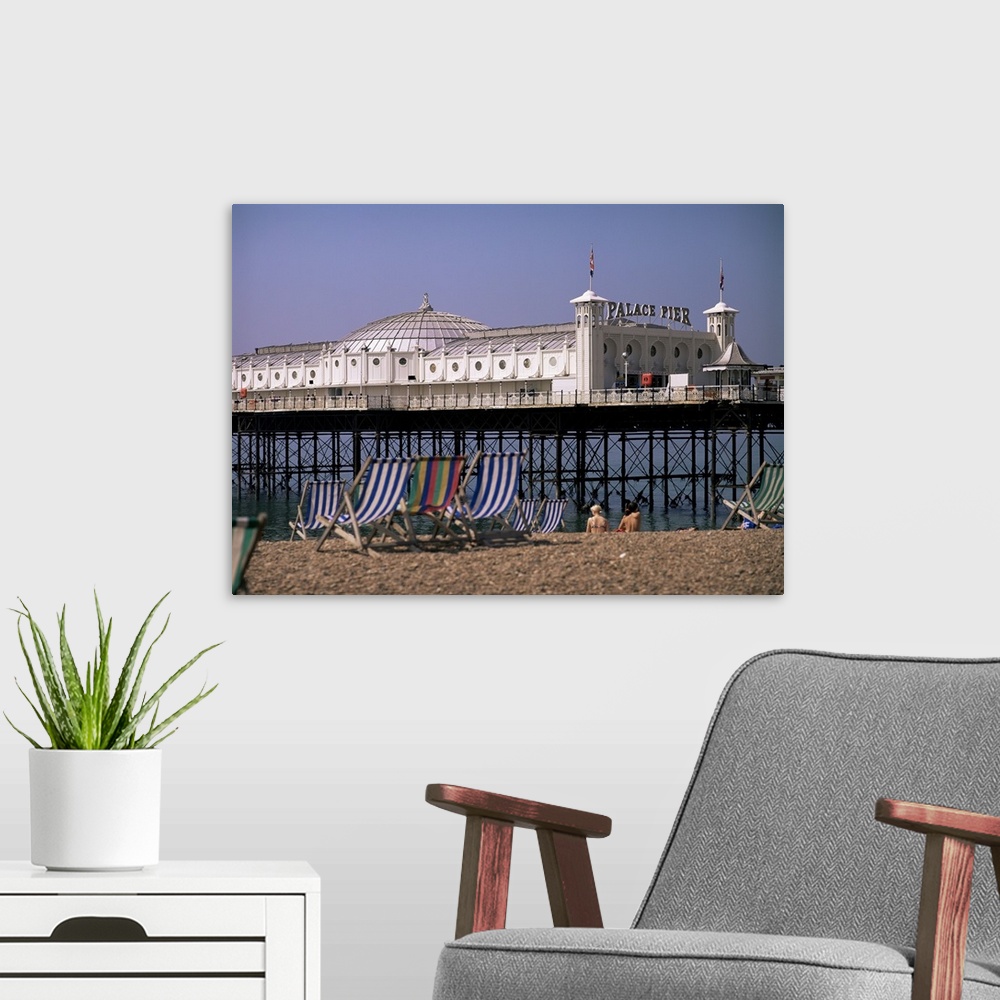 A modern room featuring Brighton Pier (Palace Pier), Brighton, East Sussex, England, UK