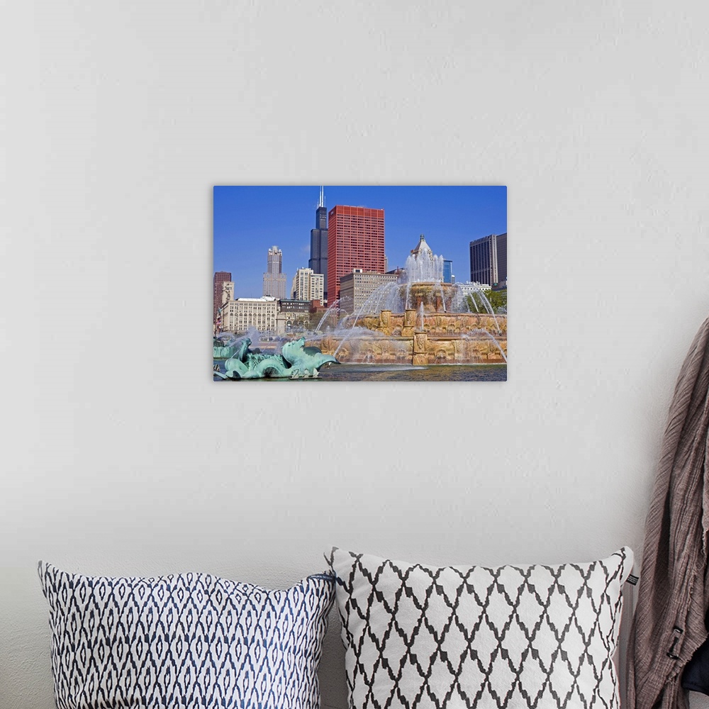 A bohemian room featuring Buckingham Fountain in Grant Park with Sears Tower, Chicago, Illinois, USA