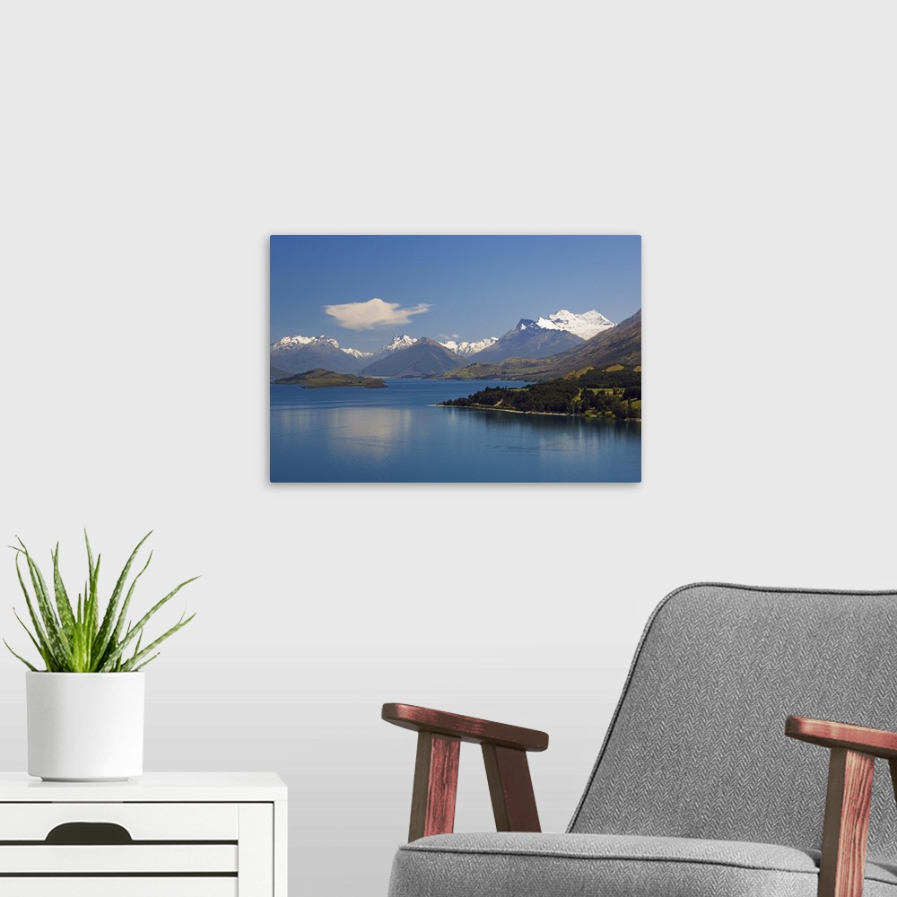 A modern room featuring Clear waters of Lake Wakatipu near Queenstown, Otago, South Island, New Zealand
