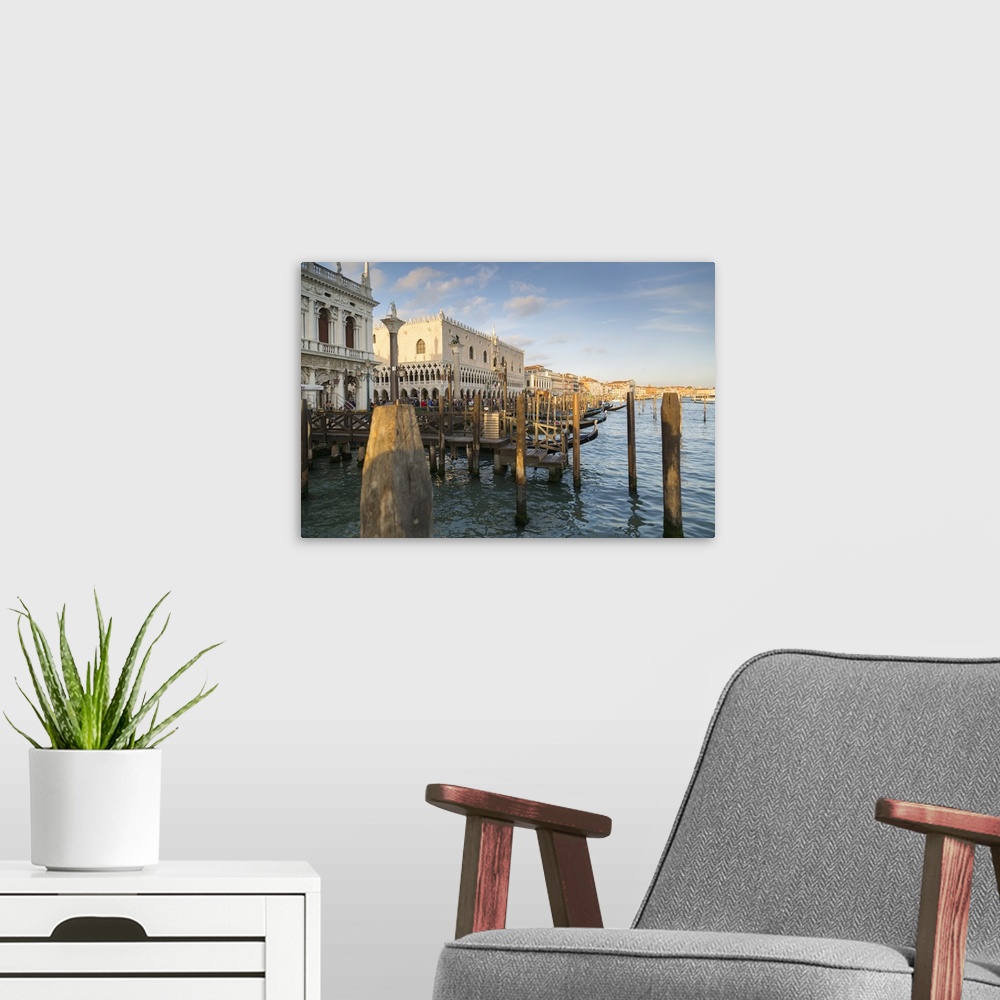 A modern room featuring Doge's Palace and Grand Canal, Venice, UNESCO World Heritage Site, Veneto, Italy, Europe