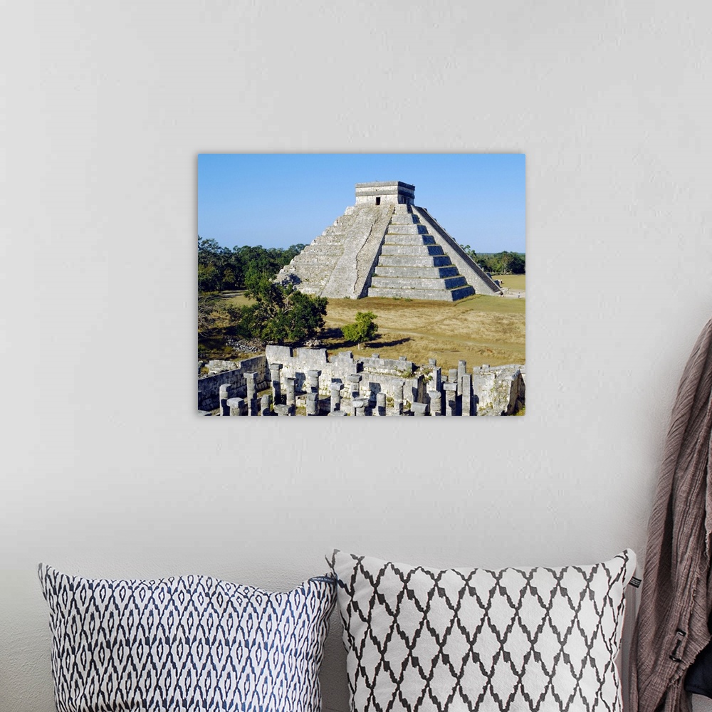 A bohemian room featuring El Castillo, Pyramid of Kukolkan, Chichen Itza, Mexico