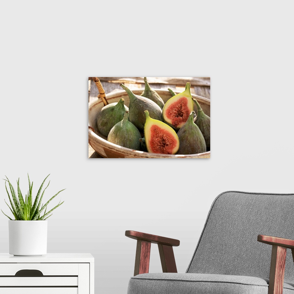 A modern room featuring Figs in a baskest