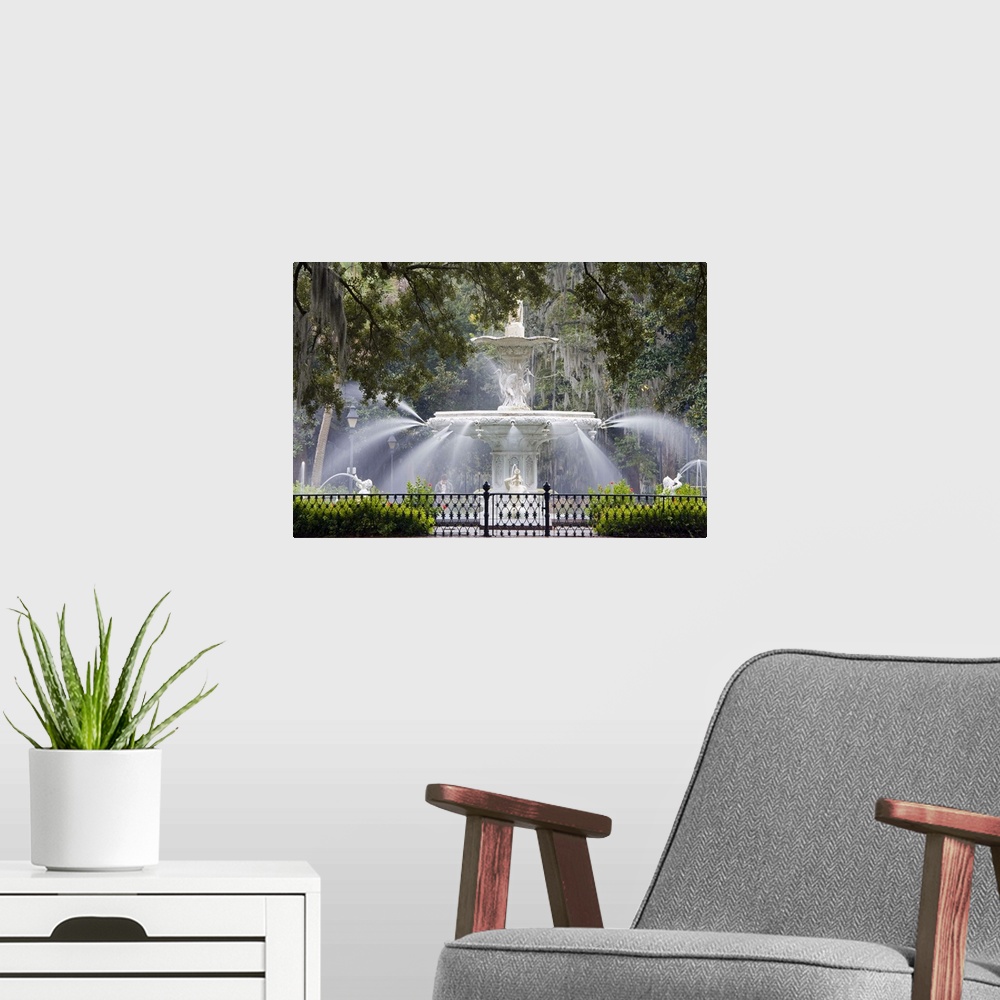 A modern room featuring Fountain, Forsyth Park, Savannah, Georgia