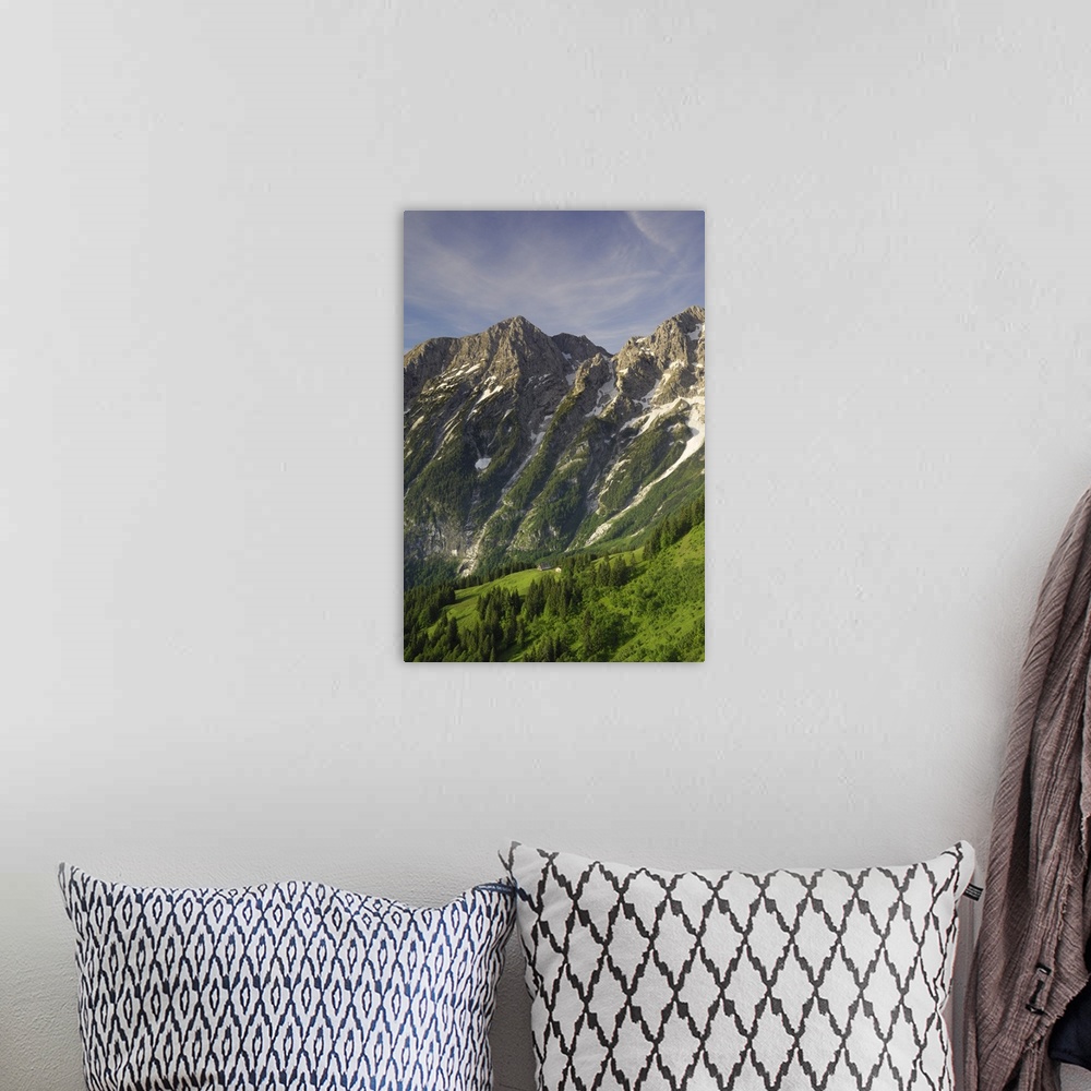 A bohemian room featuring Hoher Goll mountain range Berchtesgaden, Germany