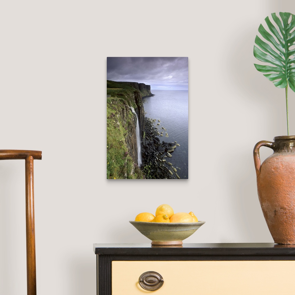 A traditional room featuring Kilt Rock, Trotternish, Isle of Skye, Inner Hebrides, Scotland