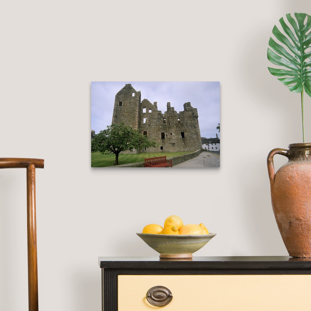 A traditional room featuring MacLellan's Castle, Kirkcudbright, Dumfries and Galloway, Scotland, UK