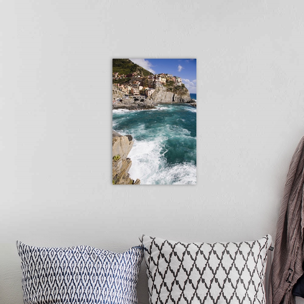 A bohemian room featuring Manarola, Cinque Terre, Liguria, Italy