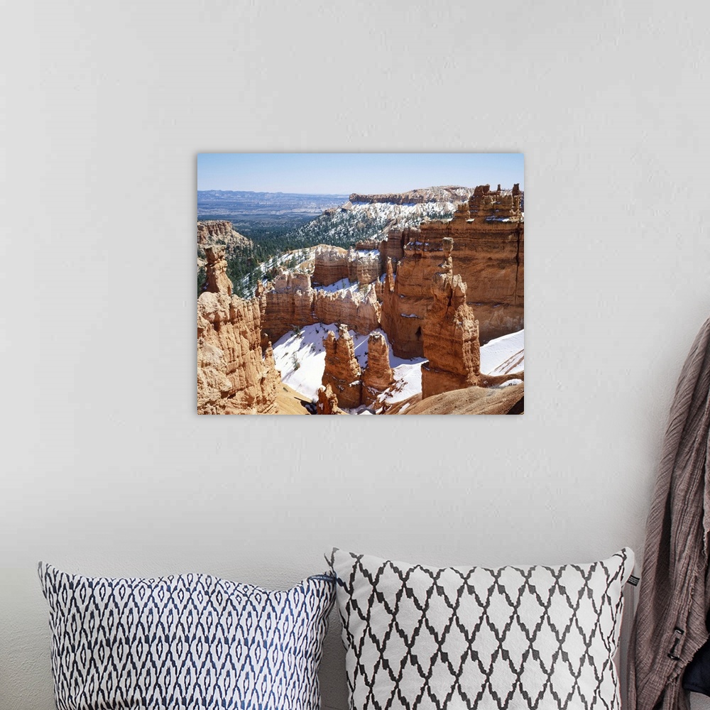 A bohemian room featuring Pinnacles and rock formations caused by erosion, Bryce Canyon National Park, in Utah