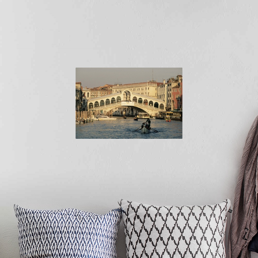 A bohemian room featuring Rialto Bridge and the Grand Canal, Venice, Veneto, Italy