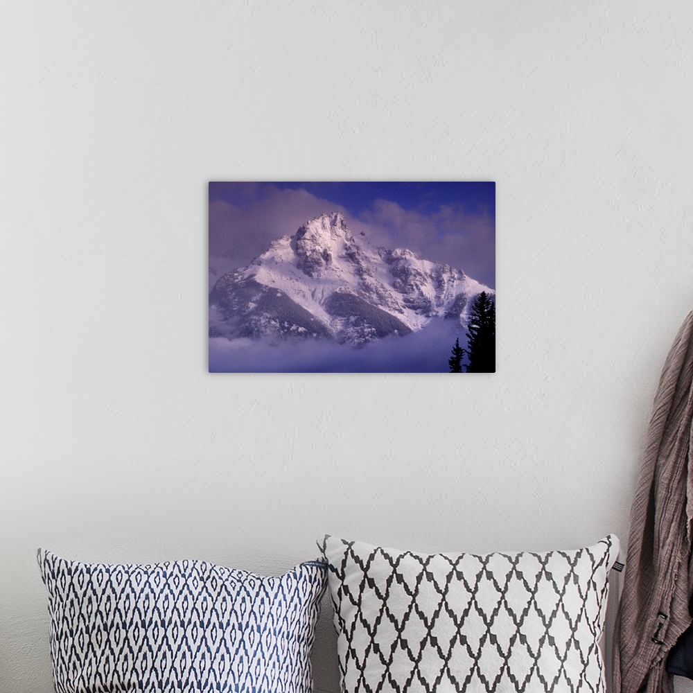 A bohemian room featuring Snowy Mountain, Alaska, United States of America, North America