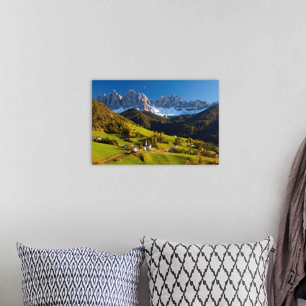 A bohemian room featuring St. Magdalena, Val di Funes, Trentino-Alto Adige, Dolomites, Italy