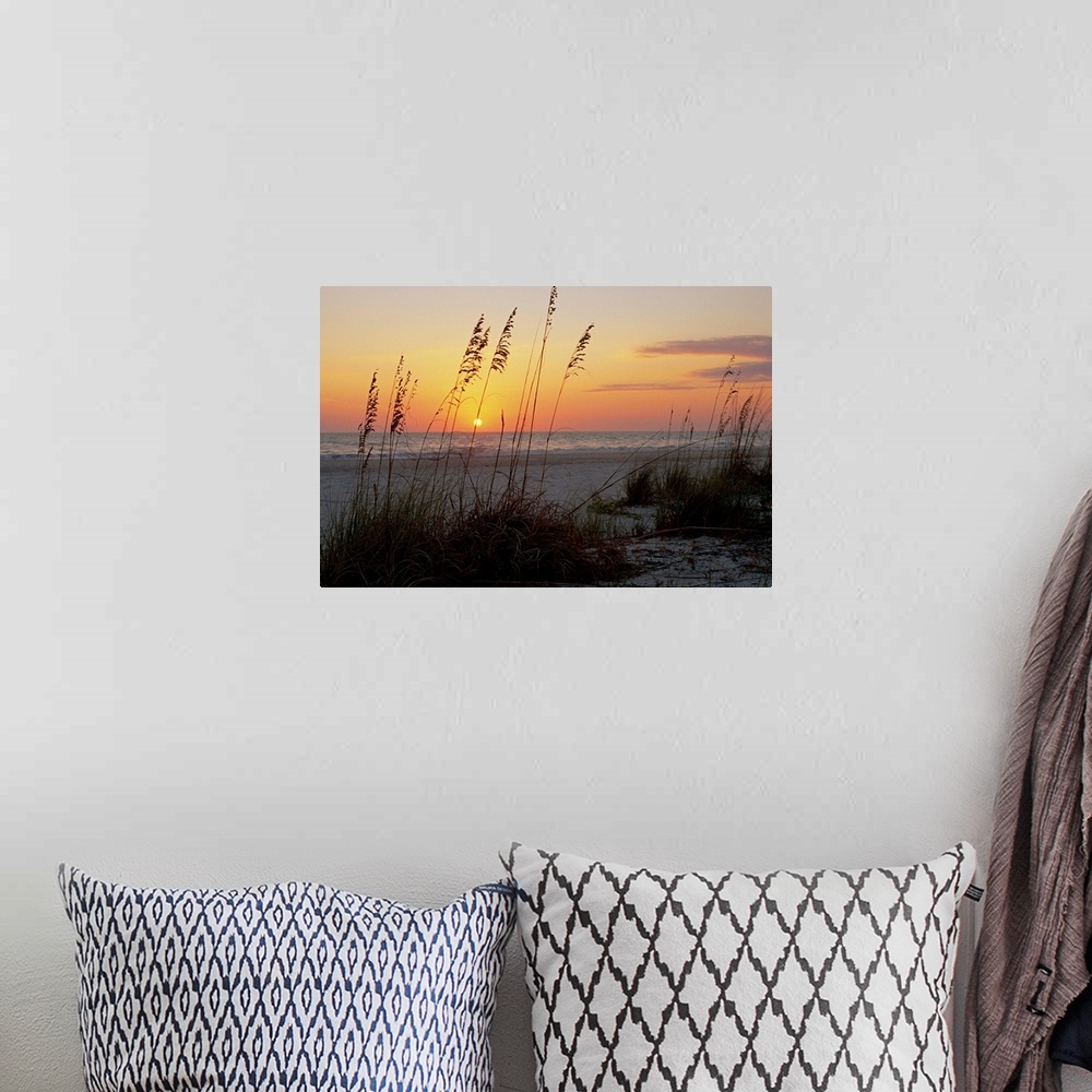 A bohemian room featuring Sunset, Gulf Coast, Longboat Key,  Anna Maria Island, Beach, Florida