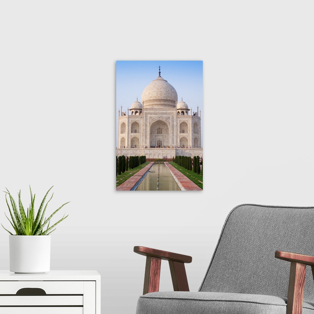 A modern room featuring The Taj Mahal, UNESCO World Heritage Site, Agra, Uttar Pradesh, India, Asia.