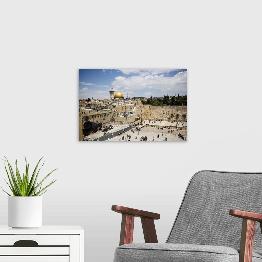 A modern room featuring View over the Western Wall (Wailing Wall) and the Dome of the Rock mosque, Jerusalem, Israel, Mid...