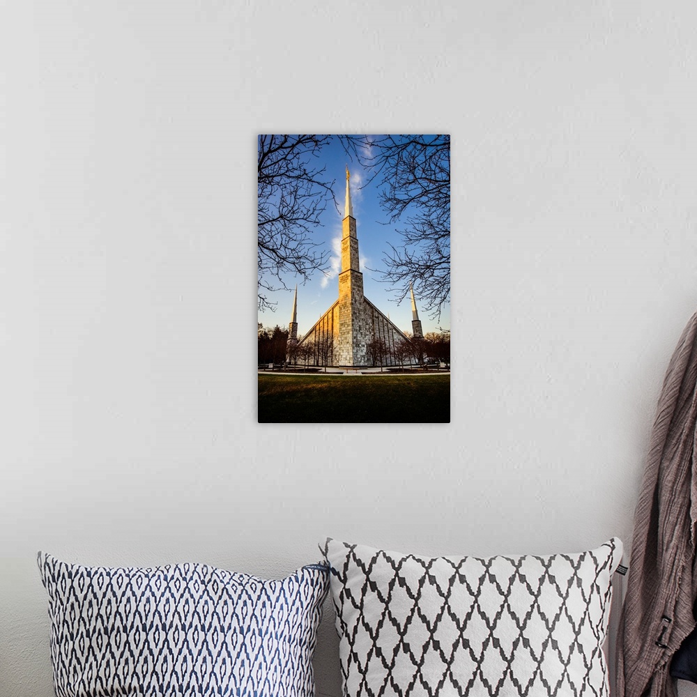 A bohemian room featuring The Chicago Illinois Temple in Glenview was dedicated by Gordon B. Hinckley in August 1985. It si...
