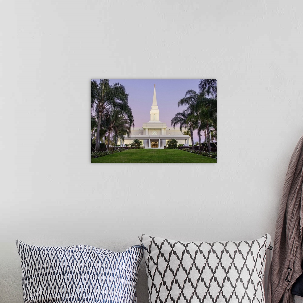 A bohemian room featuring The Orlando Florida Temple was dedicated in 1992 by James E. Faust and again in 1994 by Howard Hu...