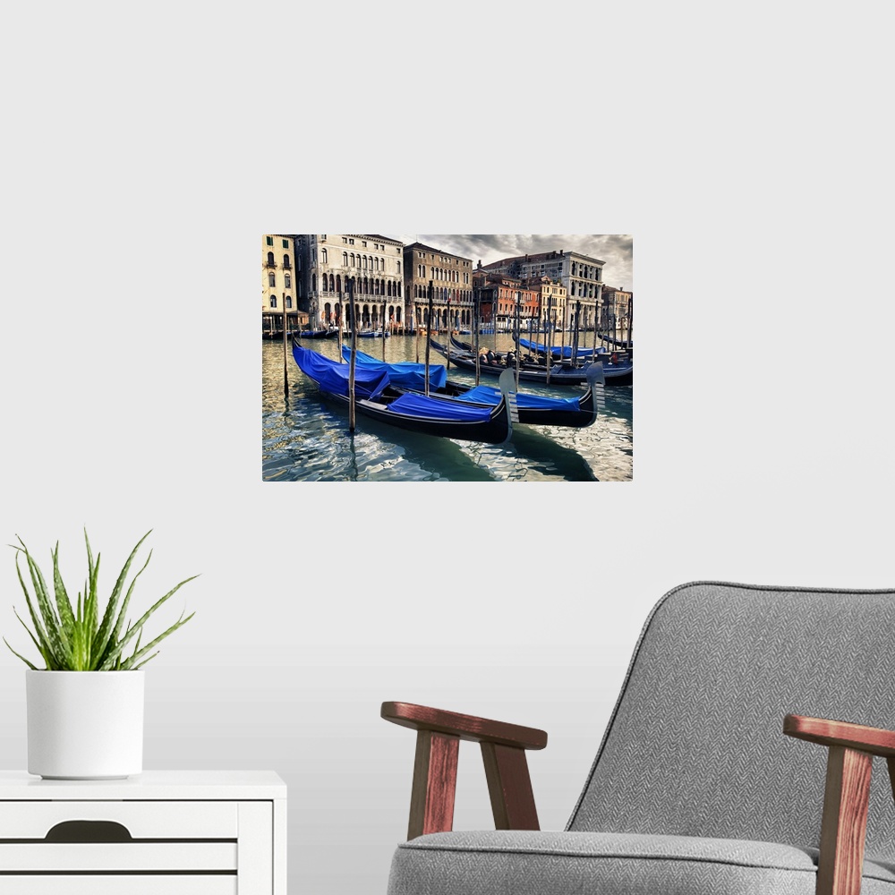 A modern room featuring Gondolas in Venice, Italy
