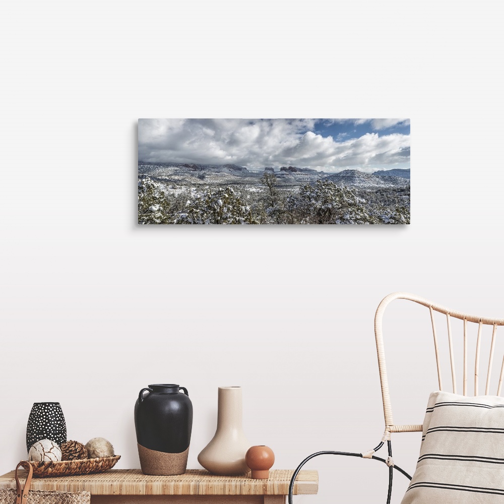 A farmhouse room featuring Panorama of the red rocks of Sedona, Arizona covered in snow.