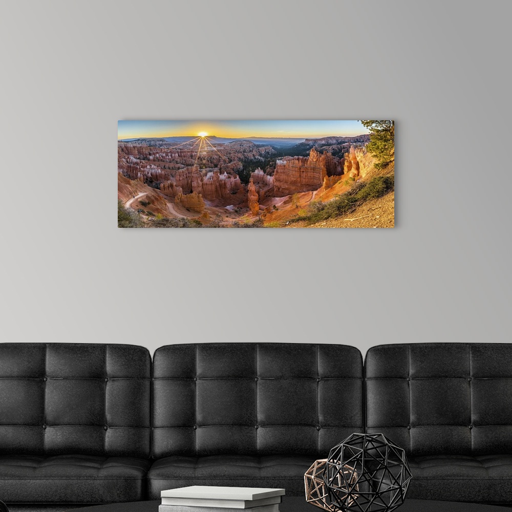 A modern room featuring Beautiful View In Bryce Canyon