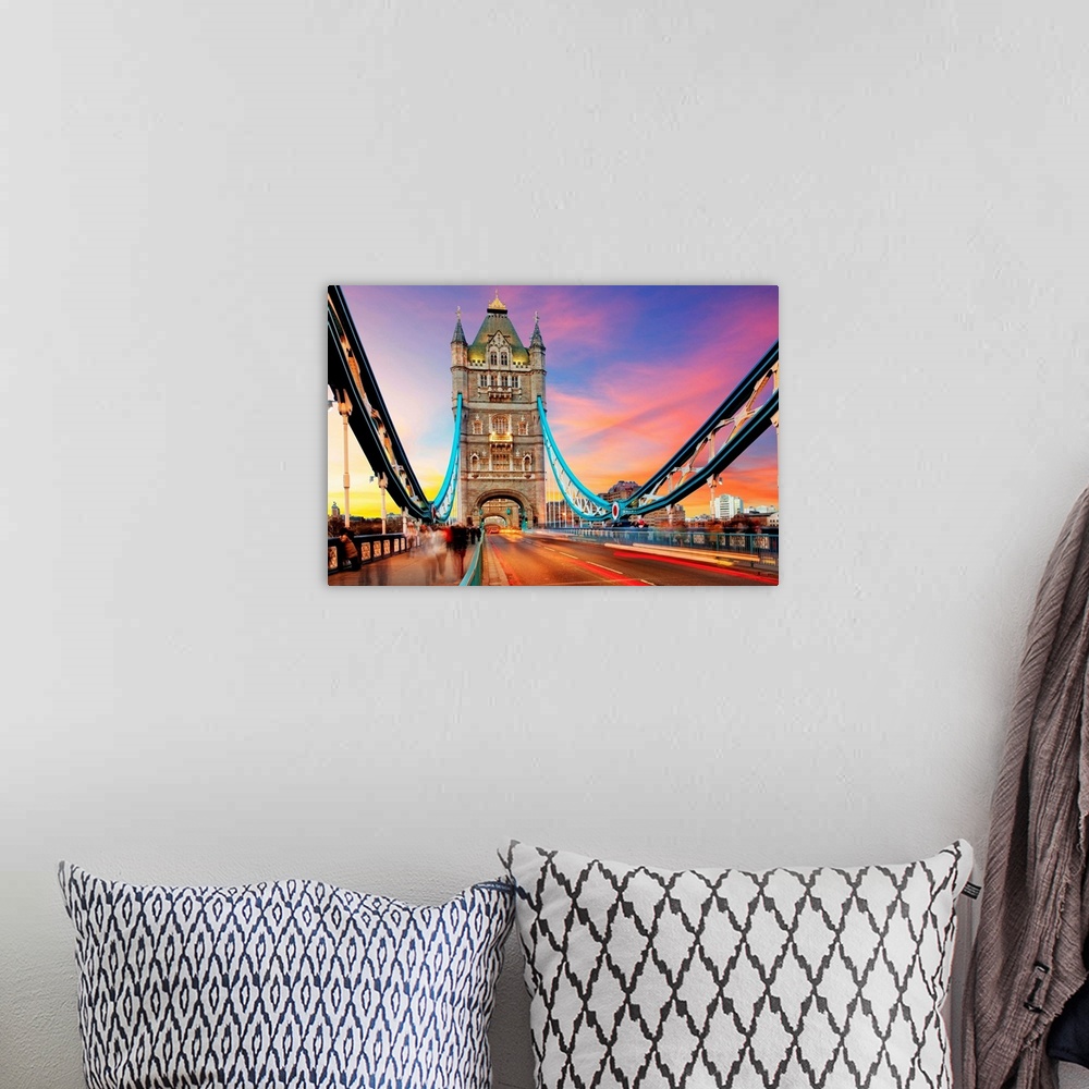 A bohemian room featuring Tower bridge - London at sunset, UK