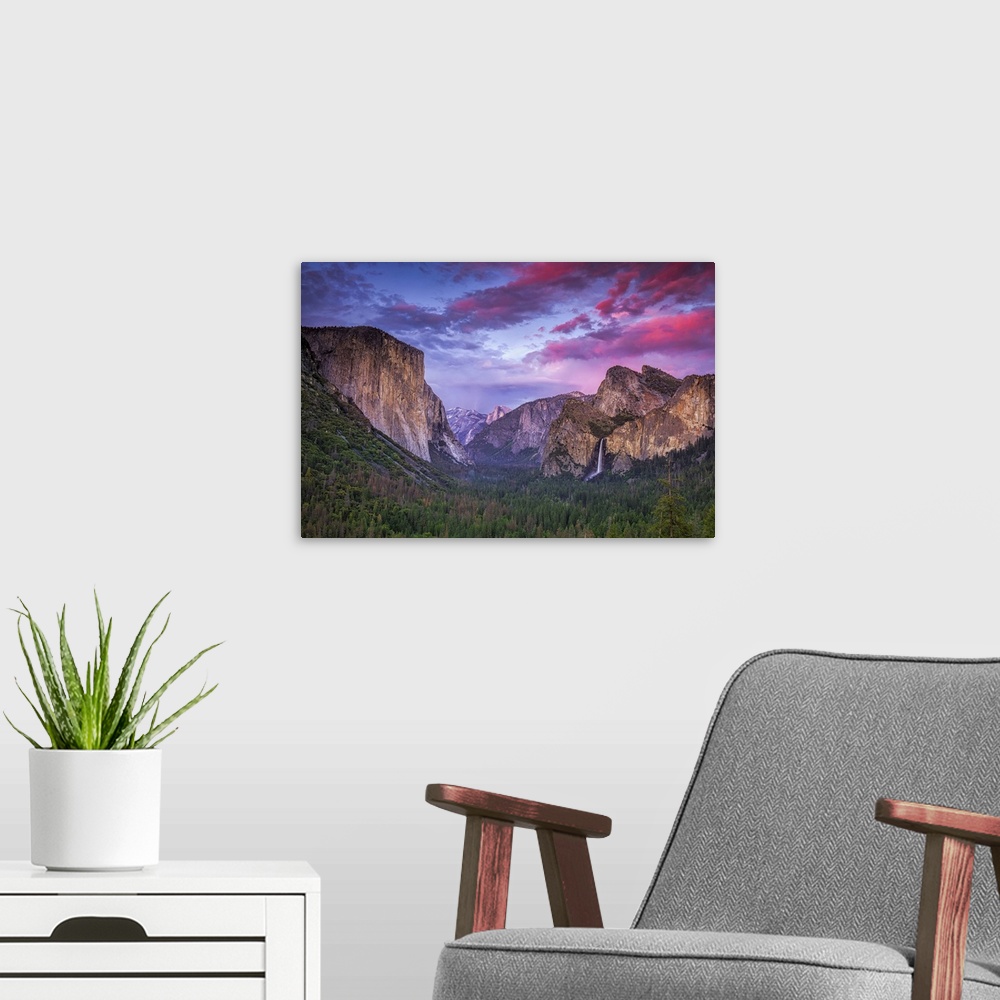 A modern room featuring Vibrant Sunset Over Tunnel View In California's Yosemite National Park