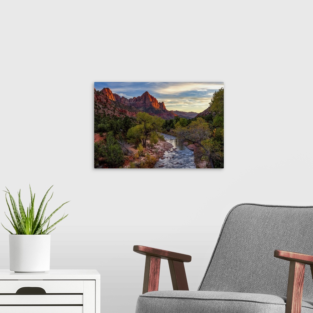 A modern room featuring View Of The Watchman Mountain And The Virgin River In Zion National Park