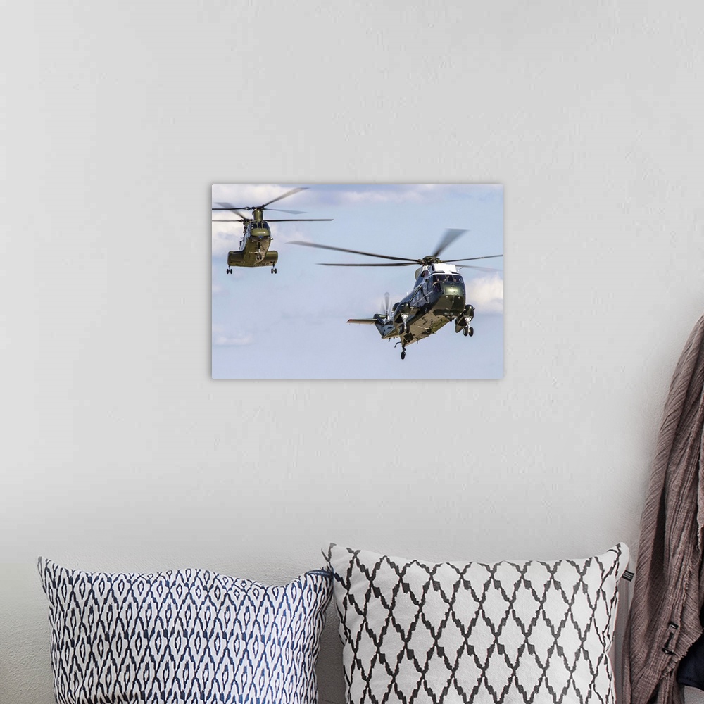 A bohemian room featuring A U.S. Marine Corps VH-3D transport helicopter of HMX-1 comes in to land at DuPage, Illinois, wit...