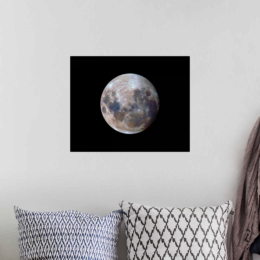 A bohemian room featuring The true colors of the moon during the 2010 perigee.