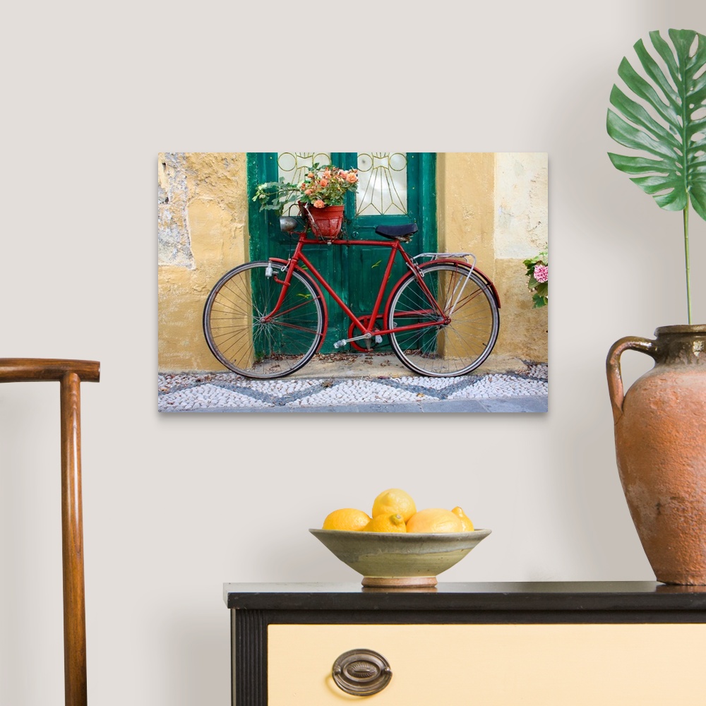A traditional room featuring Santorini Bicycle