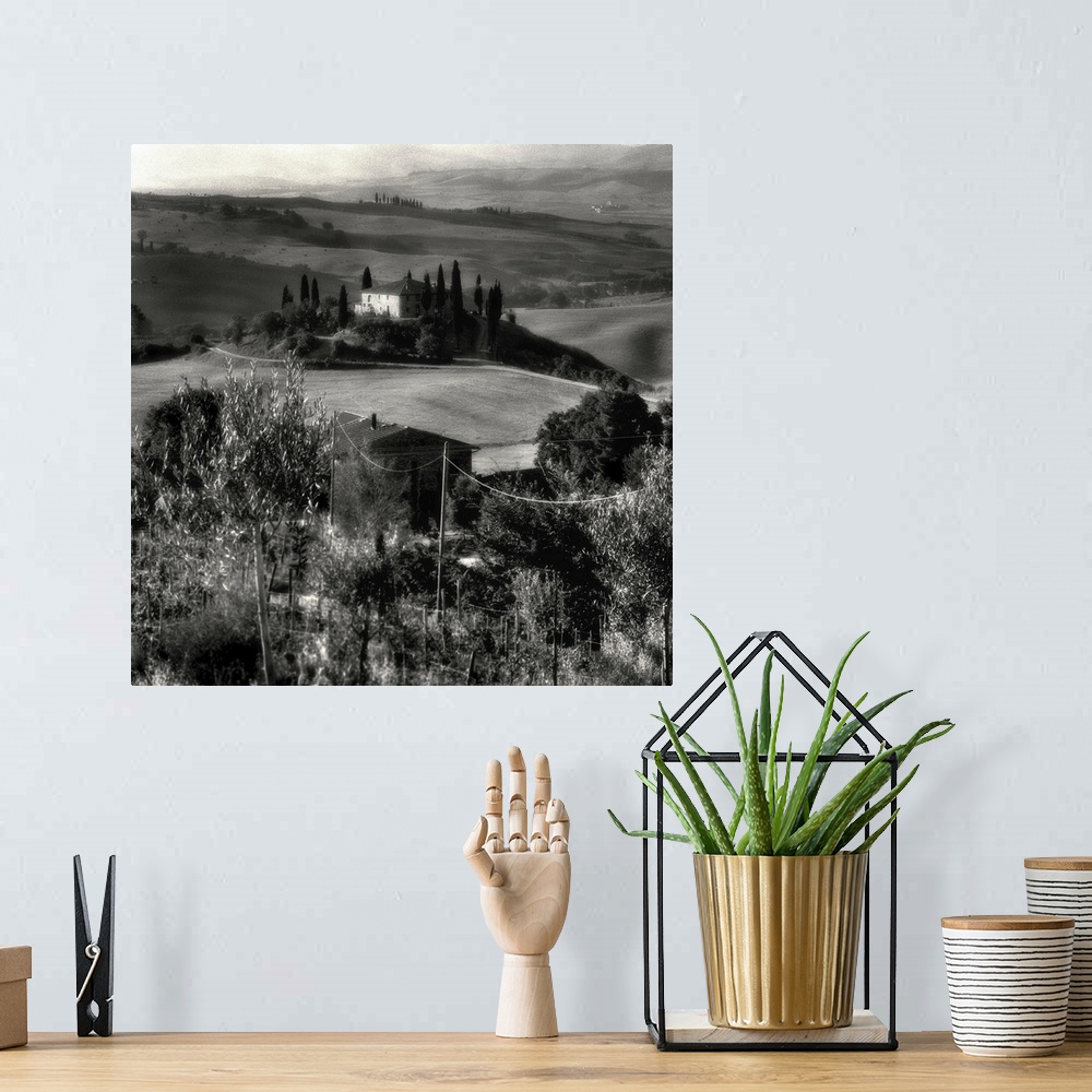 A bohemian room featuring A rural scene in Tuscany