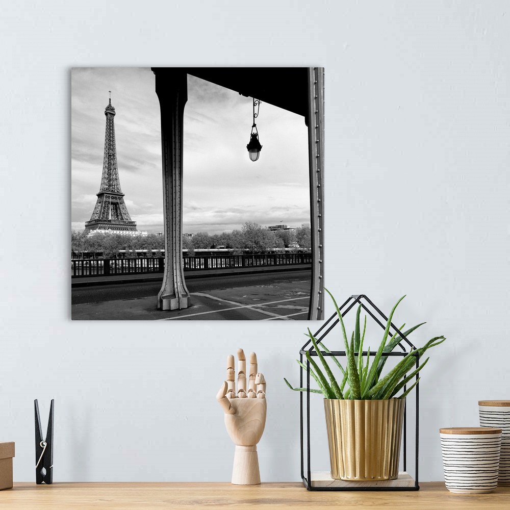 A bohemian room featuring Eiffel Tower from Pont De Bir-Hakeim, Paris, France