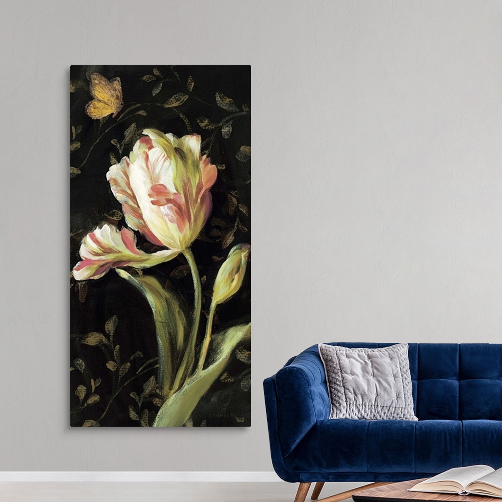 A modern room featuring Jardin Paris Florals II