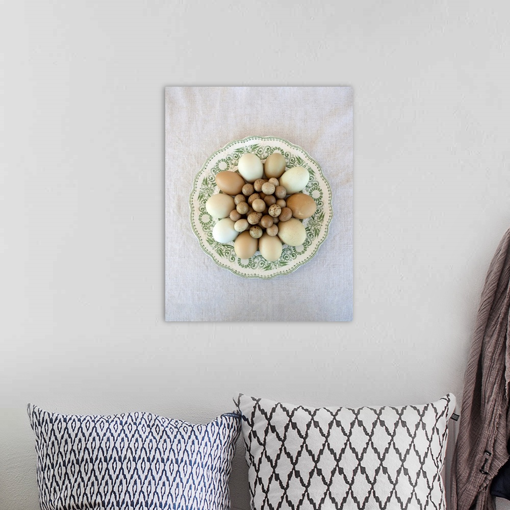 A bohemian room featuring Eggs On Green Country Plate